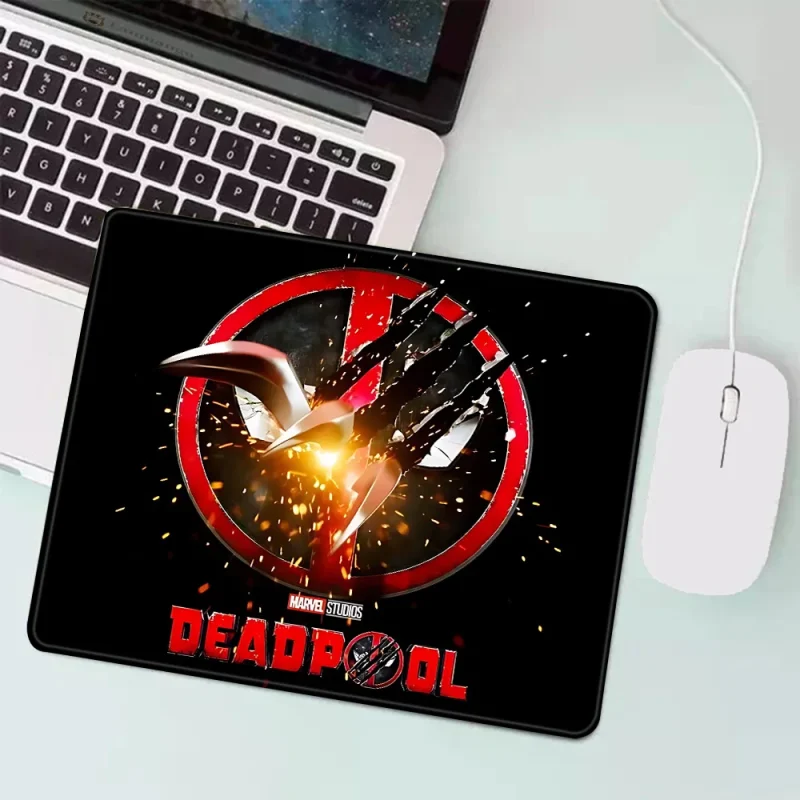 Tapis de Souris – Logo Deadpool Griffe